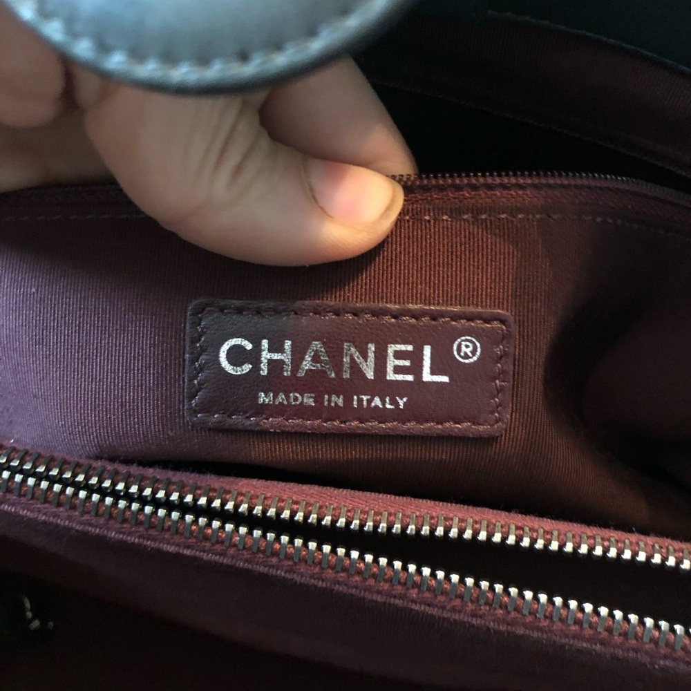 Chanel Gray Chevron Leather Boy CC Tote Bag - Picture 7 of 9